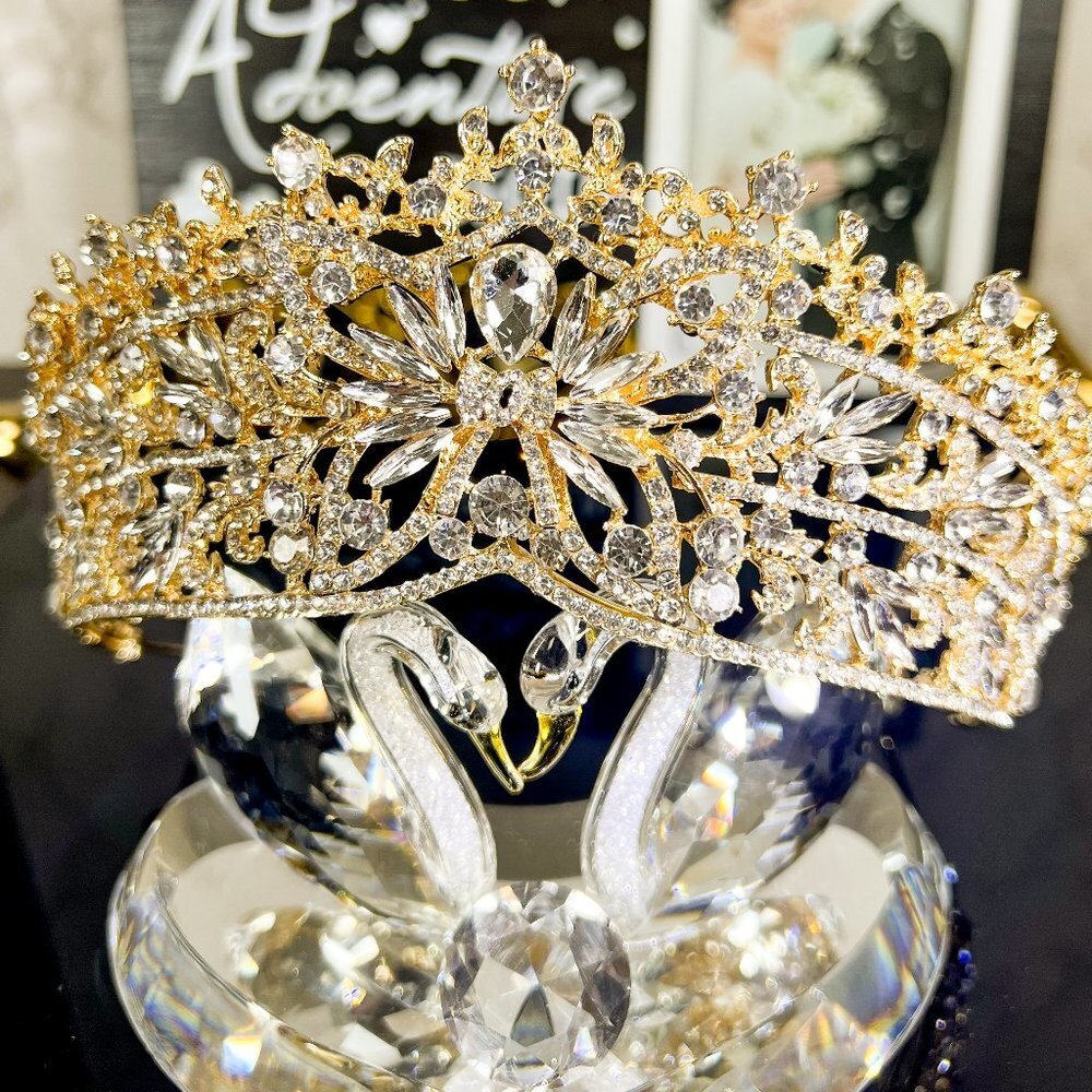 Luxury Butterfly Shape Crown, Elegant Princess Butterfly Tiara, Bridal Accessory